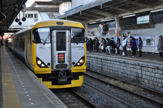鉄道乗車記録の写真:乗車した列車(外観)(1)        「　特急あやめ号に乗りました。
　2015年3月に運行終了しました。」