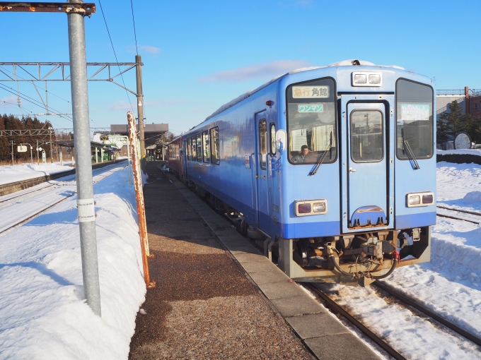 鉄道乗車記録の写真:乗車した列車(外観)(3)        「急行もりよし３号 角館行
AN-8905
お座敷トレイン「マタギ号」（AN-8808）を連結」