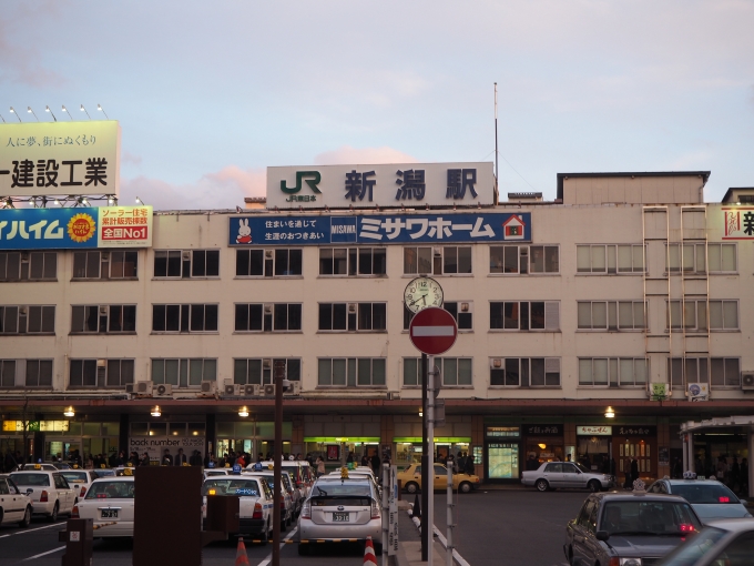 鉄道乗車記録の写真:駅舎・駅施設、様子(2)     「新潟駅 万代口」
