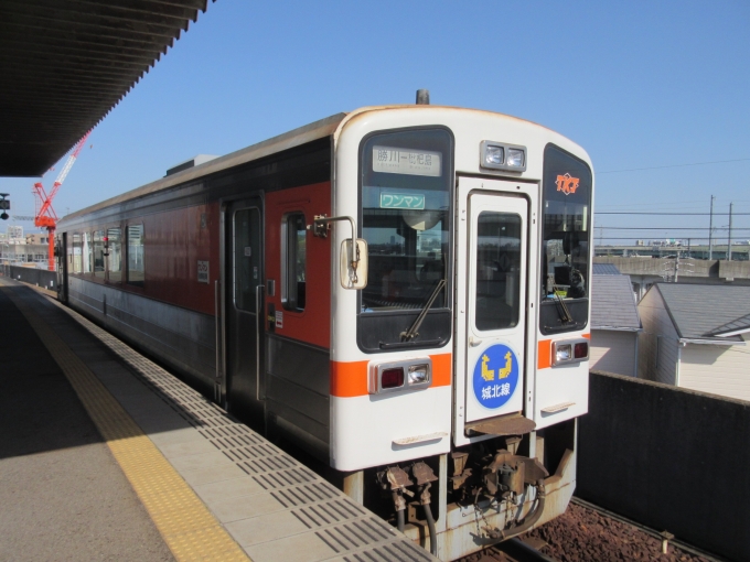 鉄道乗車記録の写真:乗車した列車(外観)(1)          「小田井駅で列車を待っていると来たのはなんと「キハ」でした!」