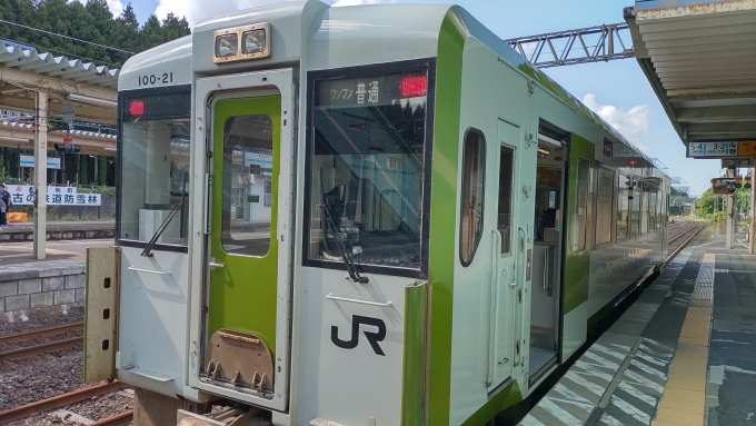 鉄道乗車記録の写真:乗車した列車(外観)(1)        「大湊駅まではこの車両に乗車します。

テレビ等でしか見たことがなく初めて乗るので楽しみです！

1両で思ってたよりも乗客は多くてビックリしました！」