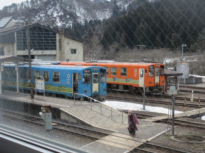 鉄道乗車記録の写真:駅舎・駅施設、様子(14)        「阿仁合駅は車両基地もあるので色々な車両を見る事が出来ます。」