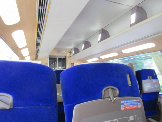 鉄道乗車記録の写真:車内設備、様子(2)        「ビスタカーの2階席です。」