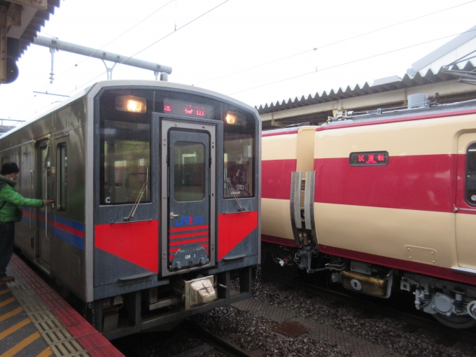 鉄道乗車記録の写真:乗車した列車(外観)(1)          「この列車で松江駅まで行きます。」