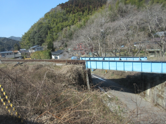 鉄道乗車記録の写真:車窓・風景(5)     「川西駅からは錦川鉄道線と分かれます。」