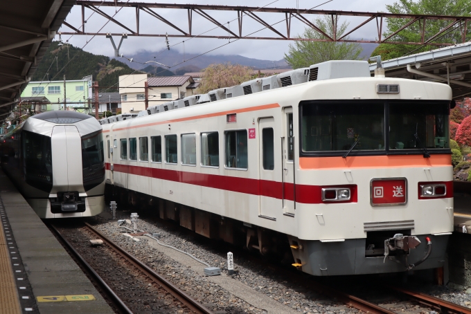 鉄道乗車記録の写真:乗車した列車(外観)(2)     「終着東武日光にて」