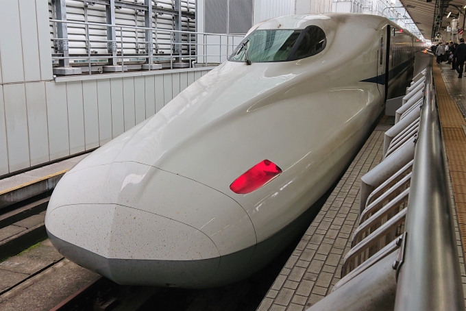 鉄道乗車記録の写真:乗車した列車(外観)(1)        「乗車した列車。
N700系2000番台X42編成。」
