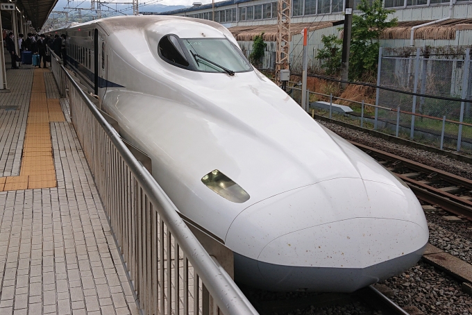 鉄道乗車記録の写真:乗車した列車(外観)(6)        「ひかり505号は数少ない三島停車のひかり号です。」