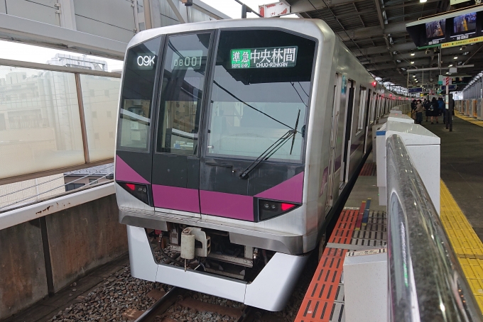 鉄道乗車記録の写真:乗車した列車(外観)(1)          「乗車した列車。
東京メトロ08系08-101編成。」