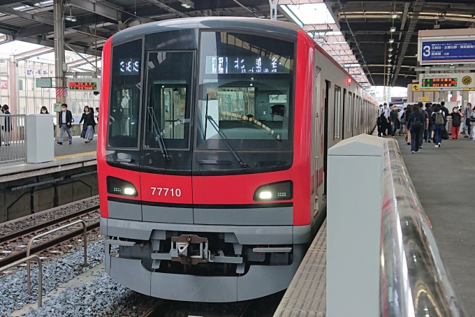 鉄道乗車記録の写真:乗車した列車(外観)(1)        「乗車した列車。
東武70000系71710編成。」