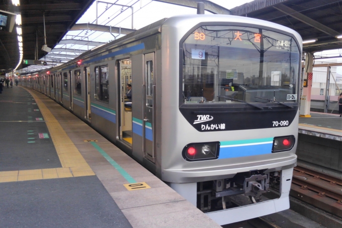 鉄道乗車記録の写真:乗車した列車(外観)(1)        「乗車した列車。
東京臨海高速鉄道70-000系Z9編成。」