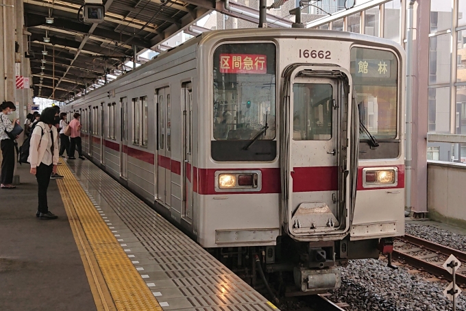 鉄道乗車記録の写真:乗車した列車(外観)(1)          「乗車した列車。
東武10030型11662編成。」