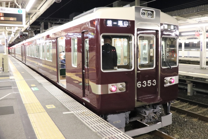 鉄道乗車記録の写真:乗車した列車(外観)(1)          「乗車した列車。
阪急6300系6353編成。」