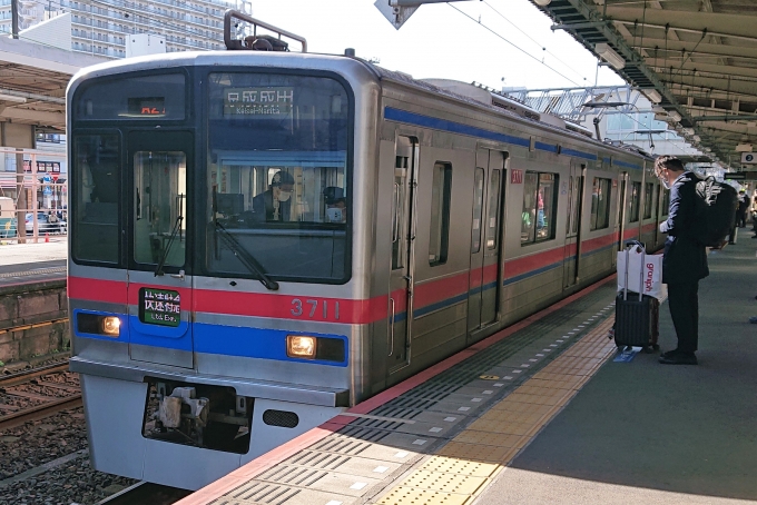鉄道乗車記録の写真:乗車した列車(外観)(1)          「乗車した列車。
京成3700形3718編成。」