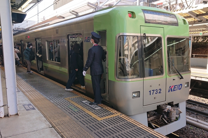 鉄道乗車記録の写真:乗車した列車(外観)(1)          「乗車した列車。
京王1000系1732編成。」