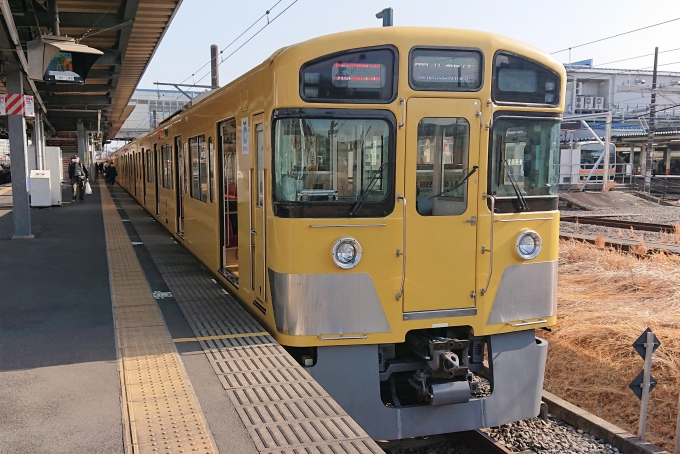 鉄道乗車記録の写真:乗車した列車(外観)(1)        「乗車した列車。
西武2000系2095編成。」