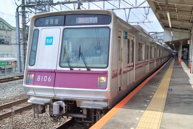 鉄道乗車記録の写真:乗車した列車(外観)(1)          「乗車した列車。
東京メトロ8000系8106編成。」