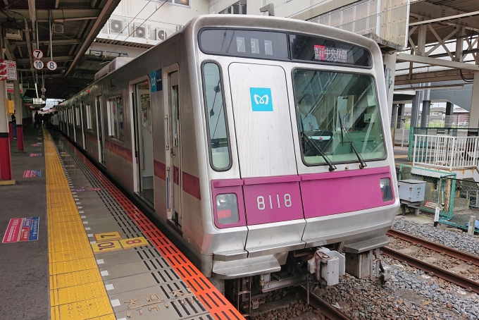 鉄道乗車記録の写真:乗車した列車(外観)(1)          「乗車した列車。
東京メトロ8000系8118編成。」