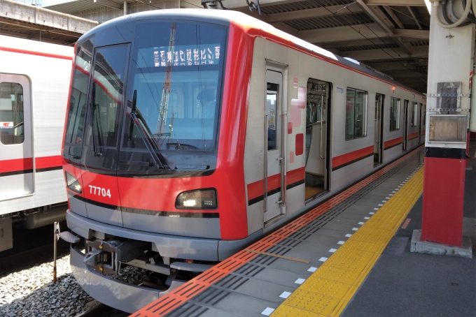 鉄道乗車記録の写真:乗車した列車(外観)(1)        「乗車した列車。
東武70000系71704編成。」