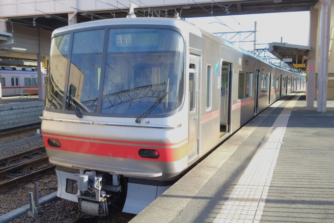 鉄道乗車記録の写真:乗車した列車(外観)(1)        「乗車した列車。
名鉄5000系5007編成。」