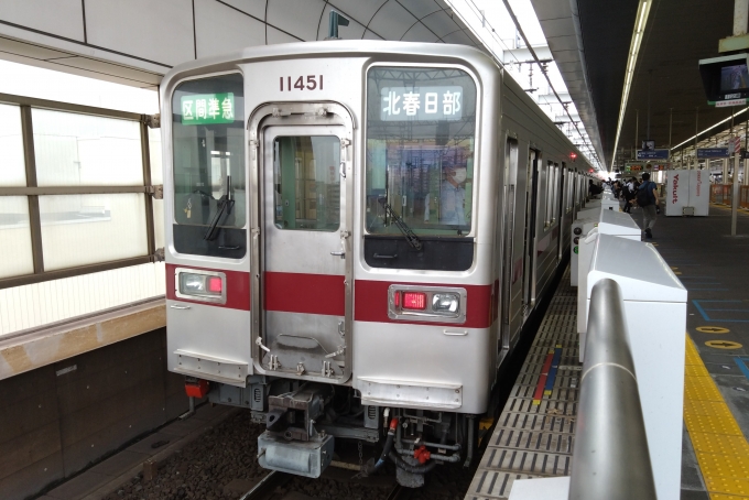 鉄道乗車記録の写真:乗車した列車(外観)(1)        「乗車した列車。
東武10050系11451編成。」