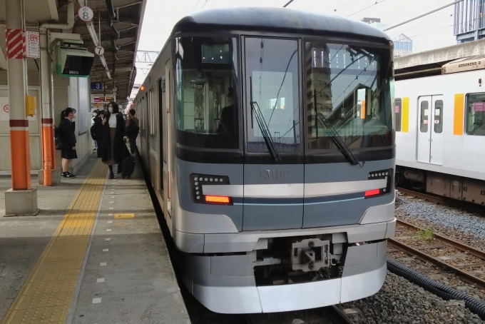 鉄道乗車記録の写真:乗車した列車(外観)(1)          「乗車した列車。
東京メトロ13000系13102編成。」