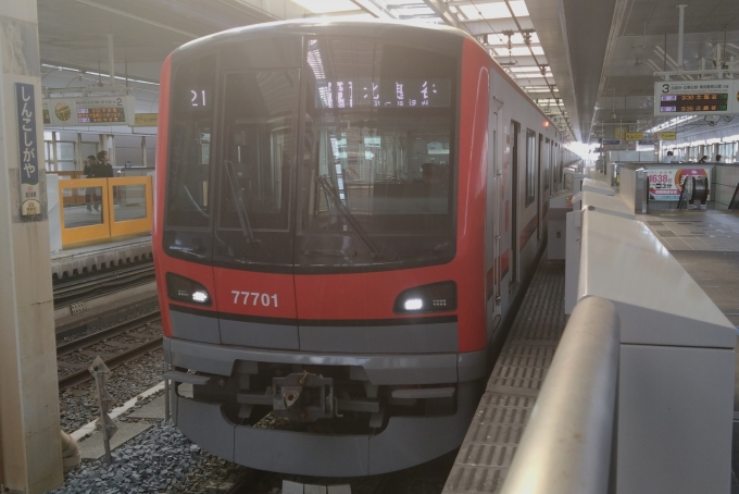 鉄道乗車記録の写真:乗車した列車(外観)(1)        「乗車した列車。
東武70000系71701編成。」