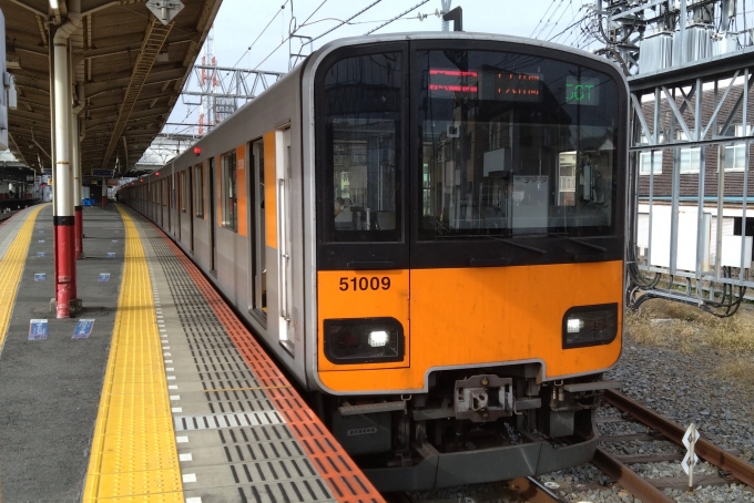 鉄道乗車記録の写真:乗車した列車(外観)(1)          「乗車した列車。
東武50000系51009編成。」
