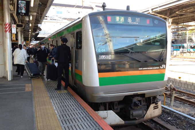 鉄道乗車記録の写真:乗車した列車(外観)(1)        「乗車した列車。
E233系3000番台E-04編成。」