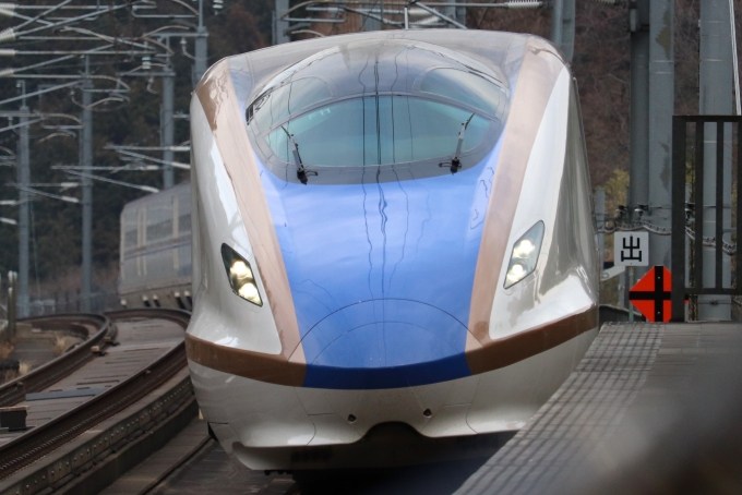 鉄道乗車記録の写真:乗車した列車(外観)(1)          「乗車した列車。
E7系新幹線F11編成。」