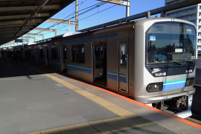 鉄道乗車記録の写真:乗車した列車(外観)(1)        「乗車した列車。
東京臨海高速鉄道70-000形Z7編成。」