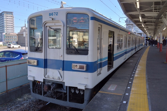 鉄道乗車記録の写真:乗車した列車(外観)(1)        「乗車した列車。
東武8000系8572編成。」