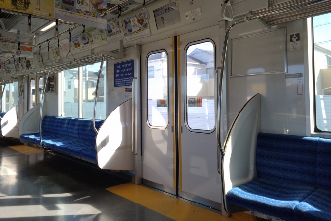 鉄道乗車記録の写真:車内設備、様子(3)        「東武60000系は近い将来5連化または本線への転属が予定されています。」