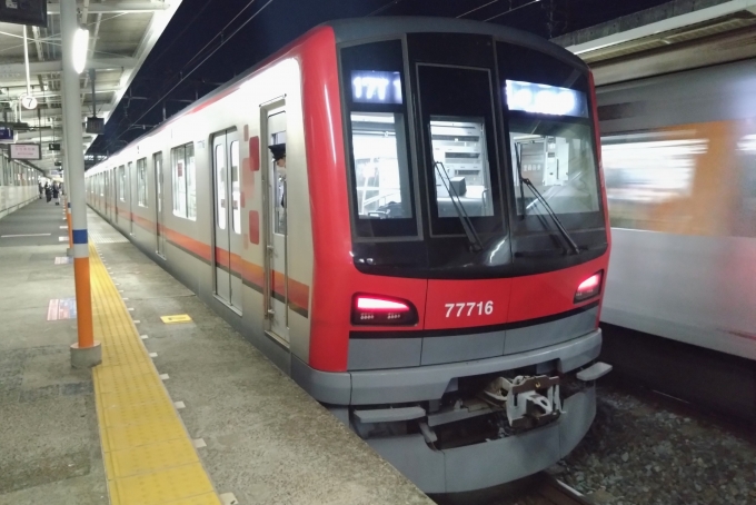 鉄道乗車記録の写真:乗車した列車(外観)(1)        「乗車した列車。
東武70000系71716編成。」