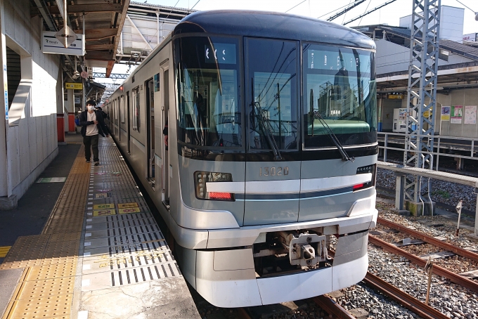 鉄道乗車記録の写真:乗車した列車(外観)(1)        「乗車した列車。
東京メトロ13000系13120編成。」
