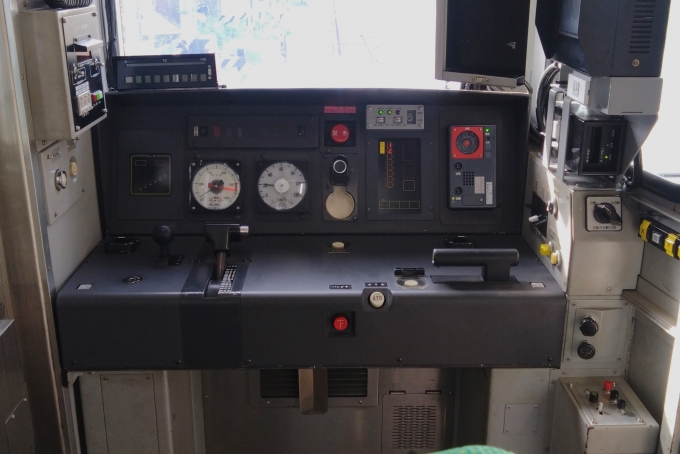 鉄道乗車記録の写真:車内設備、様子(3)        「運転台。」
