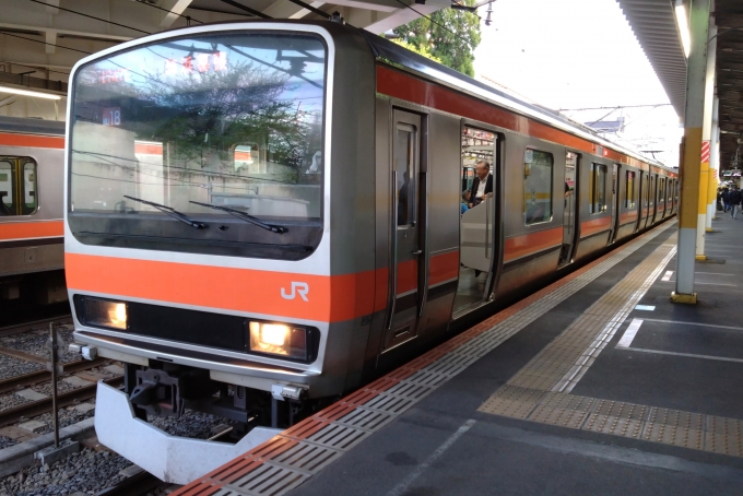 鉄道乗車記録の写真:乗車した列車(外観)(1)        「乗車した列車。
E231系0番台MU18編成。」