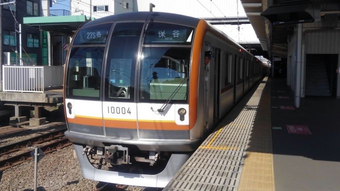 鉄道乗車記録の写真:乗車した列車(外観)(1)          「乗車した列車。
東京メトロ10000系10104編成(44編成)。」