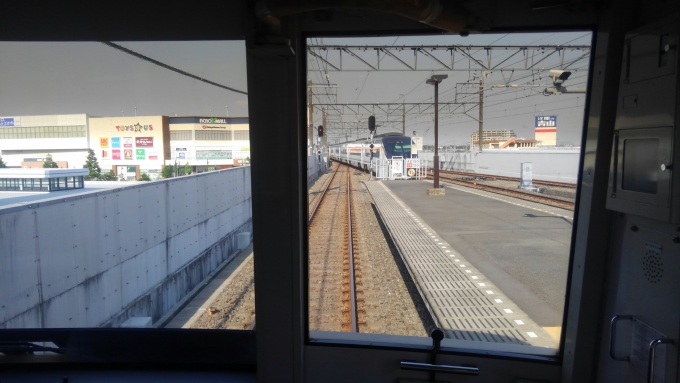 鉄道乗車記録の写真:車窓・風景(3)        「新鎌ヶ谷発車直前の前面展望。」