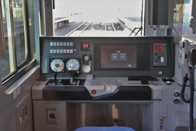 鉄道乗車記録の写真:車内設備、様子(8)        「E131系はワンマン運転に対応しています。」