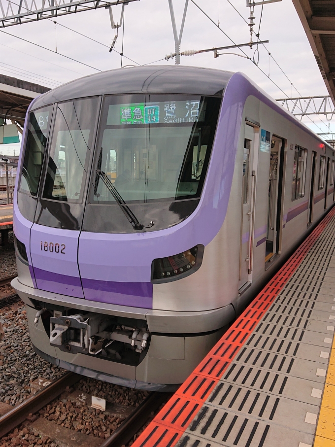 鉄道乗車記録の写真:乗車した列車(外観)(1)          「乗車した列車。
東京メトロ18000系18102編成。」