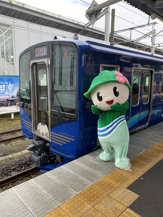 鉄道乗車記録の写真:乗車した列車(外観)(1)          「令和2年7月4日（土）、しなの鉄道SR１系デビュー！」
