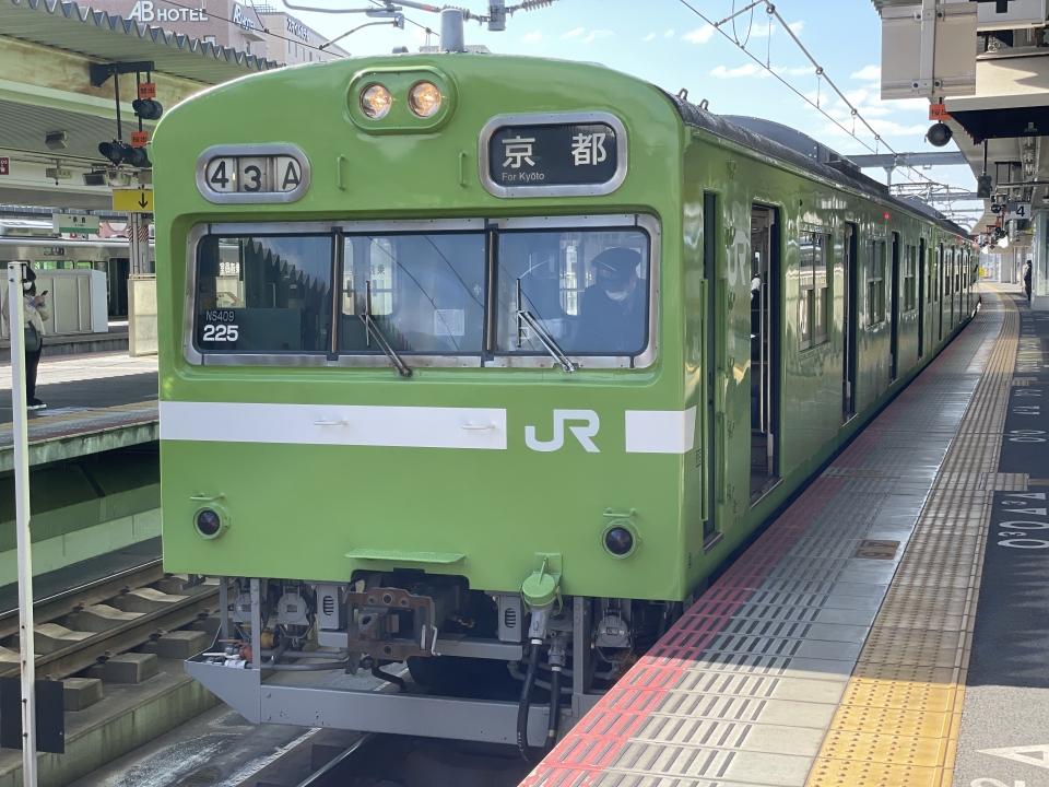 鉄道乗車記録「奈良駅から京都駅」乗車した列車(外観)の写真(1) by jhtrain 撮影日時:2021年03月03日