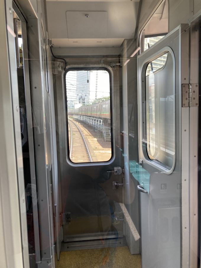 鉄道乗車記録の写真:列車・車両の様子(未乗車)(4)        「桑園〜札幌間は函館本線とは別線路を通る。」