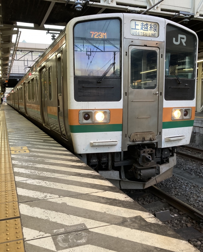 鉄道乗車記録の写真:乗車した列車(外観)(3)        「211系髙タカA36編成。高崎駅5番線。」