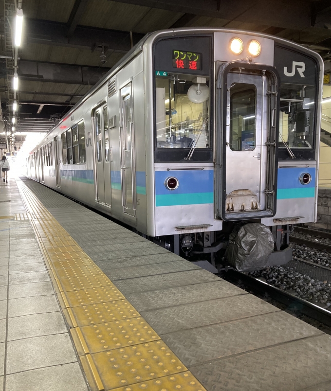 鉄道乗車記録の写真:乗車した列車(外観)(3)        「E127系長モトA4編成。長野駅5番線。」