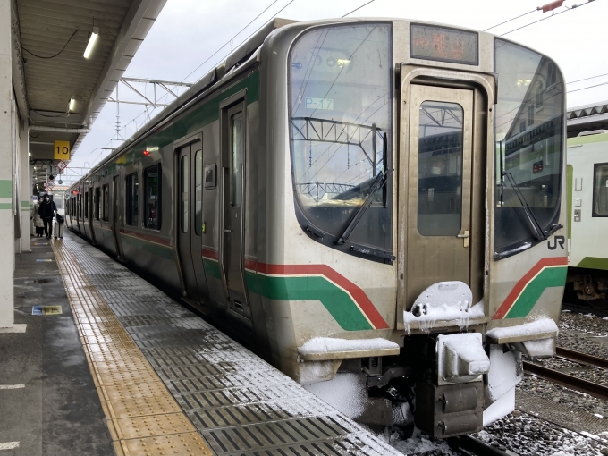 鉄道乗車記録の写真:乗車した列車(外観)(3)        「E721系仙センP-17編成。会津若松駅1番線。」