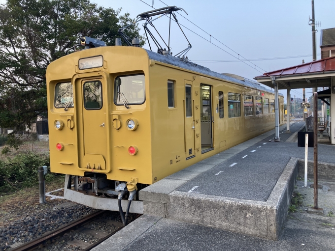 鉄道乗車記録の写真:乗車した列車(外観)(4)        「クモハ123-4。」