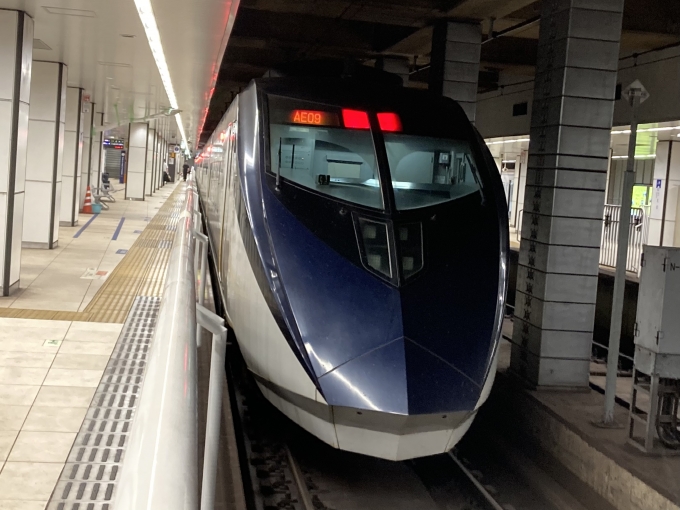鉄道乗車記録の写真:乗車した列車(外観)(3)        「京成AE形AE5編成8両。京成上野駅2番線。」