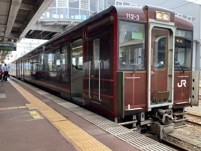 鉄道乗車記録の写真:乗車した列車(外観)(3)        「キハ110系仙ココ3編成。新庄駅5番線。」